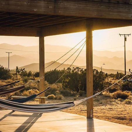 Joshua Tree Hidden Tower * Views - Landmark Юкка-Вэлли Экстерьер фото